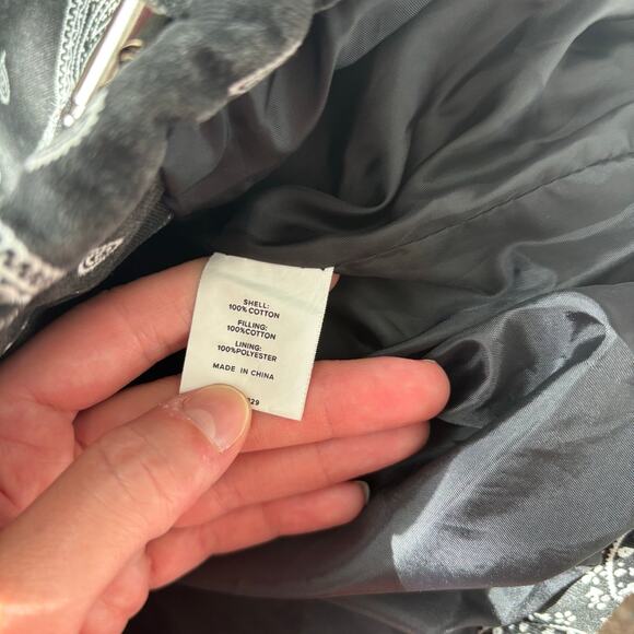 Superdown Women’s Gianina Puffer Jacket Paisley Black White Sz S - Picture 7 of 10